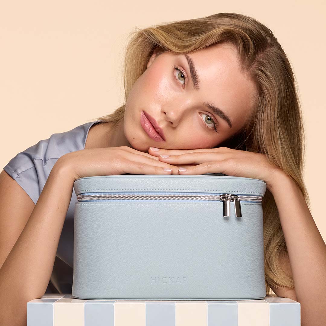 The Anniversary Beauty Case